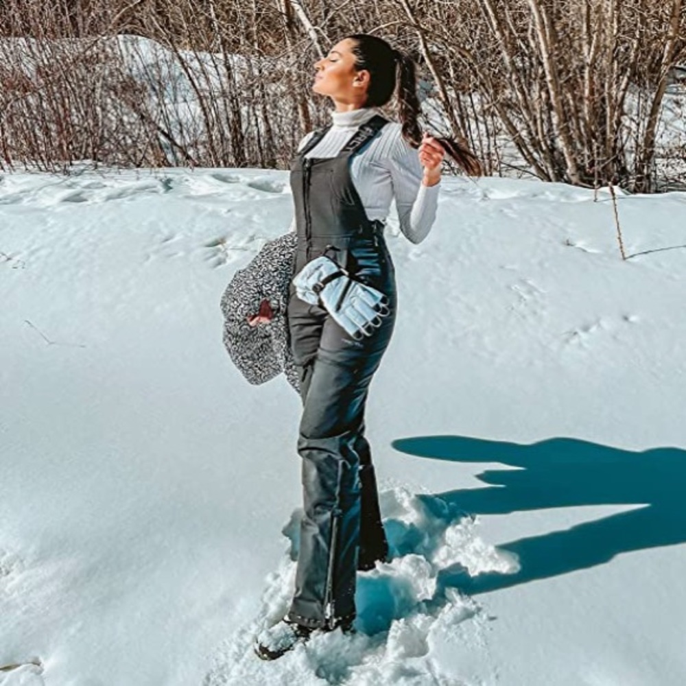 Black women’s snow/ski overalls 1X